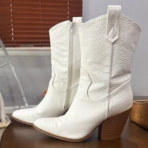 Women's White Croc-Embossed Western Ankle Boots with Block Heel